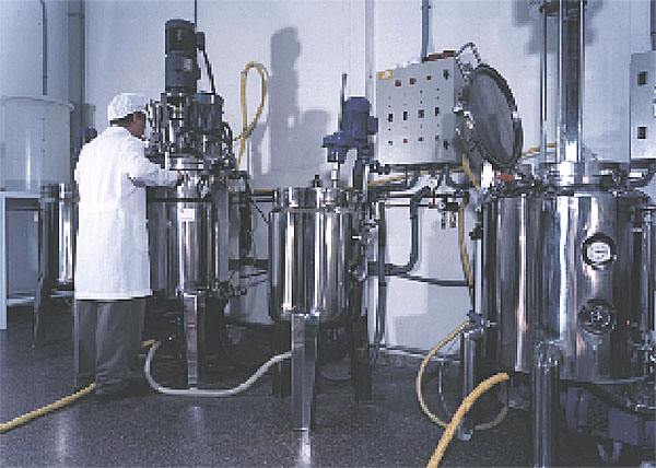 Industrial stainless-steel mixing equipment